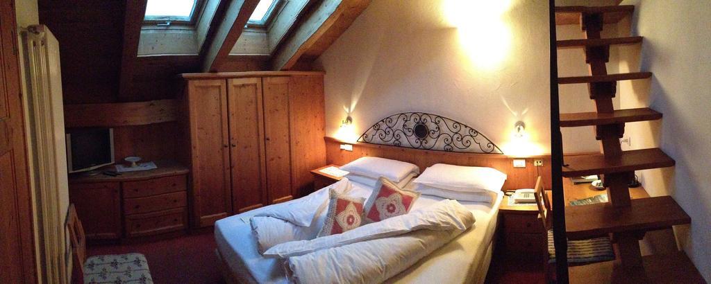 Hotel Baita Fiorita Santa Caterina Valfurva Zimmer foto